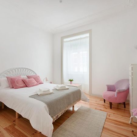 Sunny Apartment With Balcony! Lisbon Exterior photo